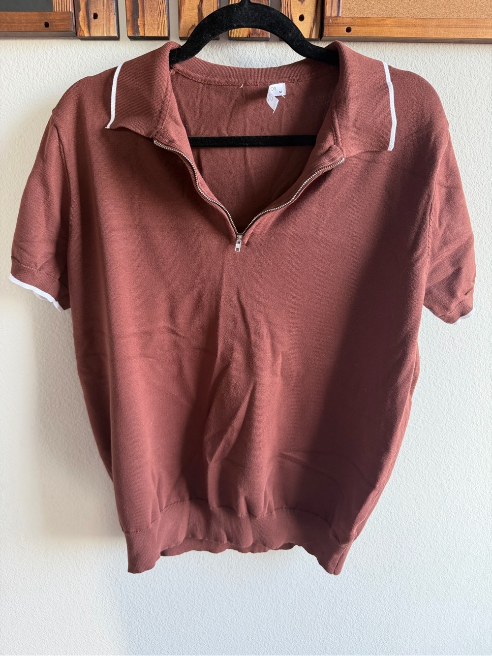 Men's Short-Sleeve Zip Polo in Rust with White Trim